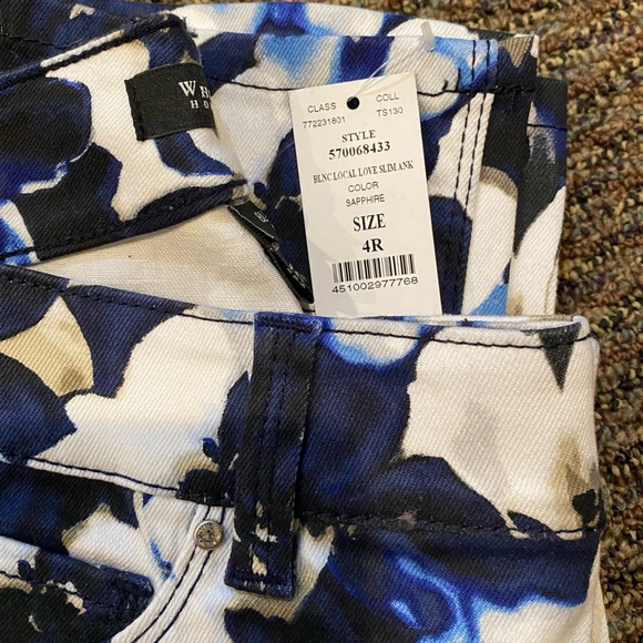 WHBM Blanc Floral Print Slim Ankle Jean - Picture 5 of 8